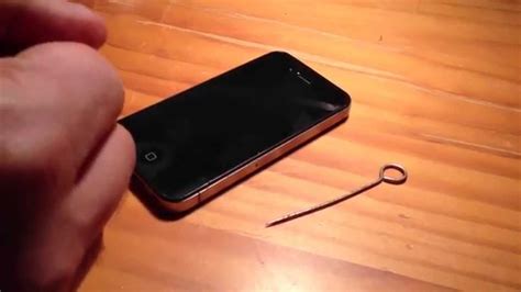 how to open iphone 4s sim card slot